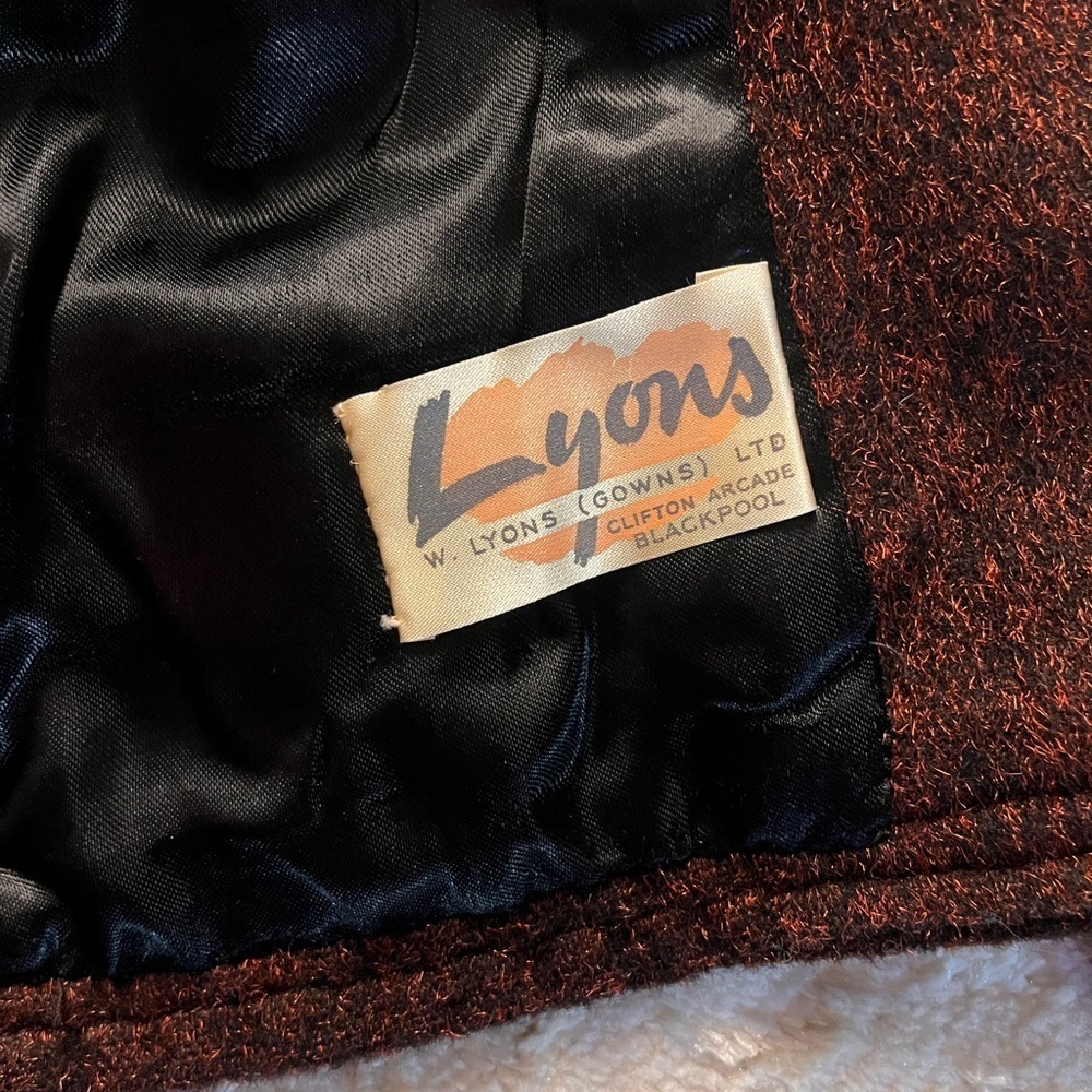 Vintage lyons Elegant Brown Women's Jacket - Picture 3 of 3